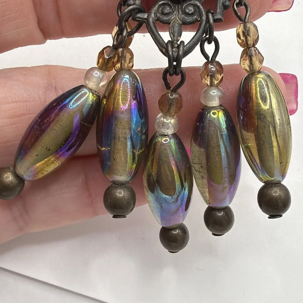 Unsigned‎ Carnival Glass Iridescent Cab & Rhinestone W/Chain Dangles Brooch